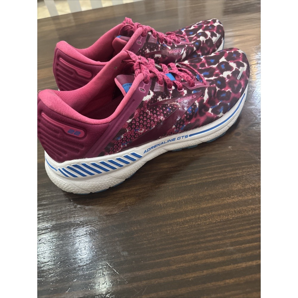 BROOKS WOMENS ADRENALINE GTS 22 RUN WILD RUNNING SHOES 11